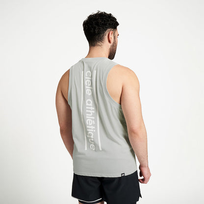 Model_Text: model is 5'9" and wears a medium