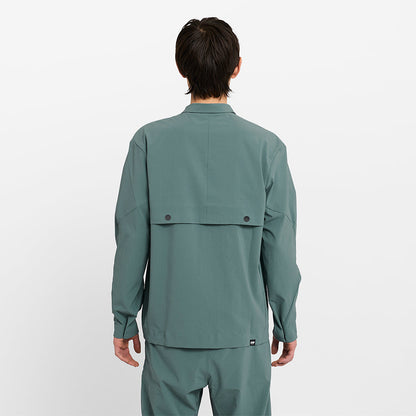 back view of ciele athletics CCJacket unisex running jacket from the Lifestyle Edition collection, in silver pine color, on a model