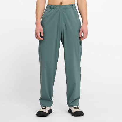 Model_Text: model is 5'10" and wears a medium