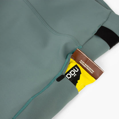 close view of the side pocket on the ciele athletics FSTTight 8 inch short running tight in silver pine