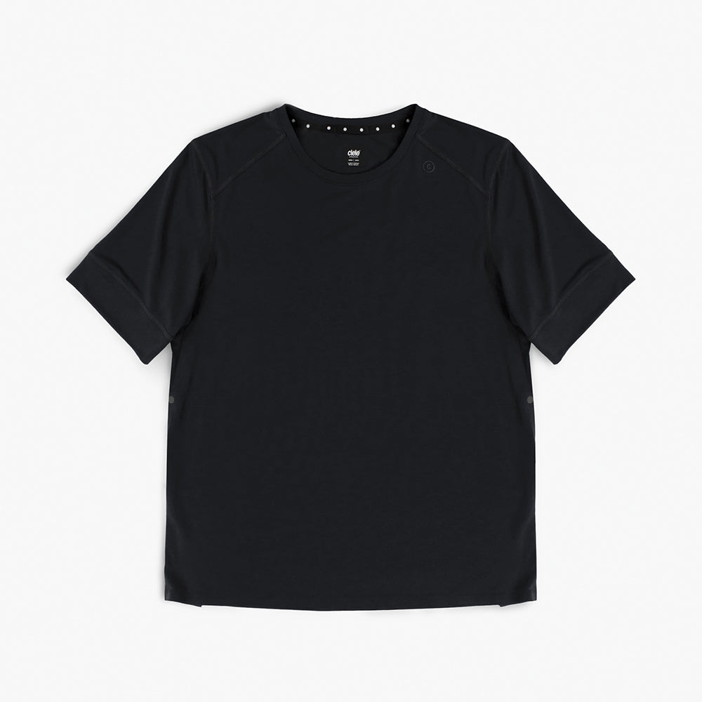 front view of ciele athletics FSTTShirt lightweight and performance driven T-Shirt in shadowcast