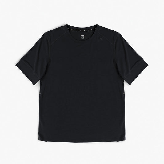front view of ciele athletics FSTTShirt lightweight and performance driven T-Shirt in shadowcast