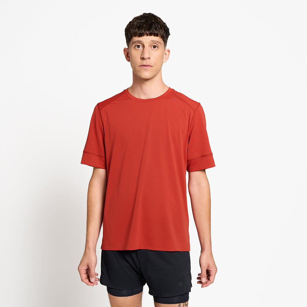 Model_Text: model is 5'7" and wears a medium