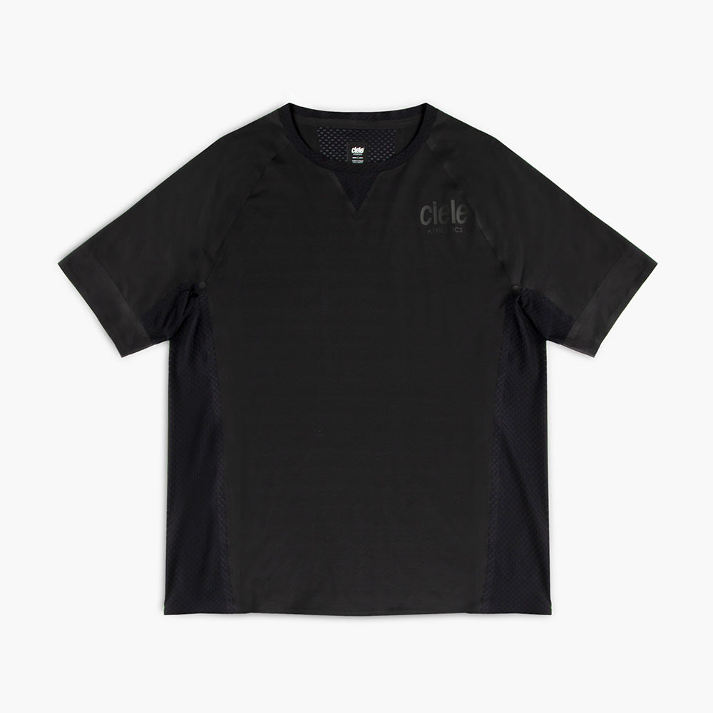 front view of the ciele athletics lightweight, race ready and performance driven T-Shirt named RCDTShirt in shadowsphinx color