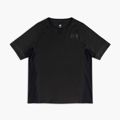 front view of the ciele athletics lightweight, race ready and performance driven T-Shirt named RCDTShirt in shadowsphinx color