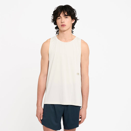 Model_Text: model is 6'0" and wears a large