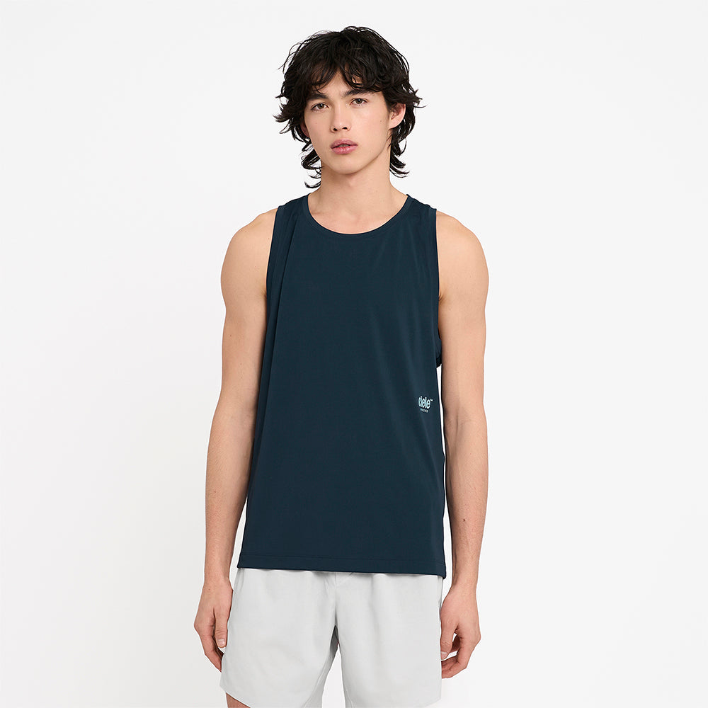 Model_Text: model is 6'0" and wears a large