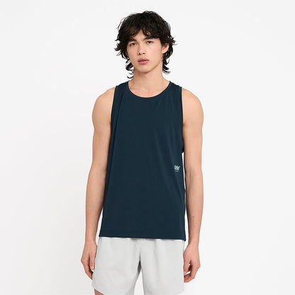 Model_Text: model is 6'0" and wears a large