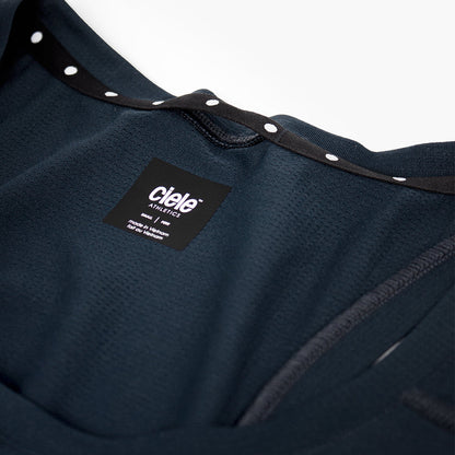 close view of the quick dry loop FSTSinglet the ciele athletics FSTTShirt lightweight and performance driven singlet in deepspace