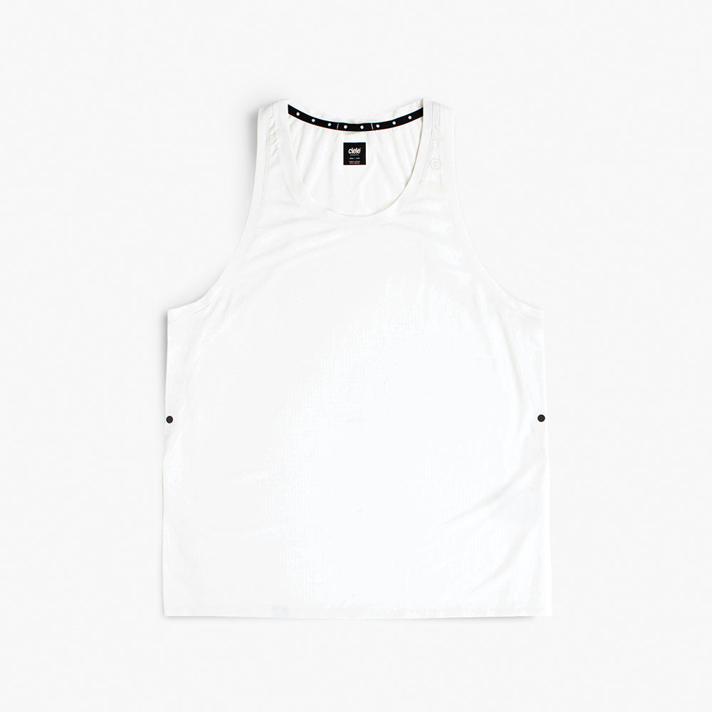 front view of ciele athletics FSTSinglet lightweight and performance driven singlet in ghost