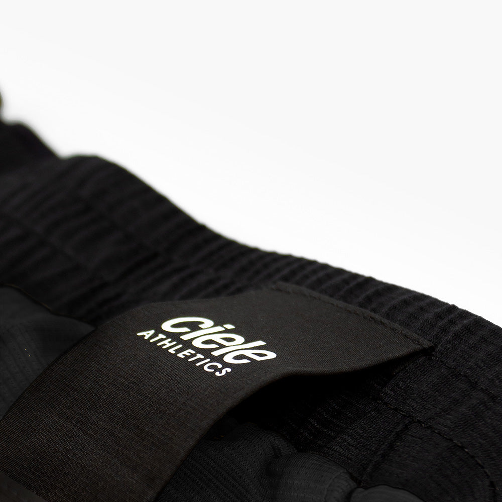 close view of the back loop of the ciele athletics lightweight, race ready and performance driven short  for womens named RDShort in shadowsphinx color
