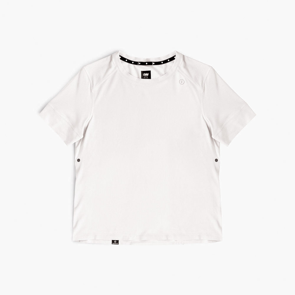 front view of ciele athletics FSTTShirt lightweight and performance driven T-Shirt in ghost