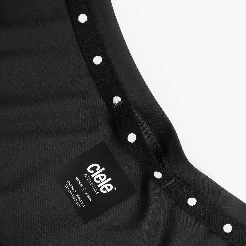 close view of the quick dry loop on the ciele athletics DLYTshirt lightweight and performance driven T-Shirt in shadowcast