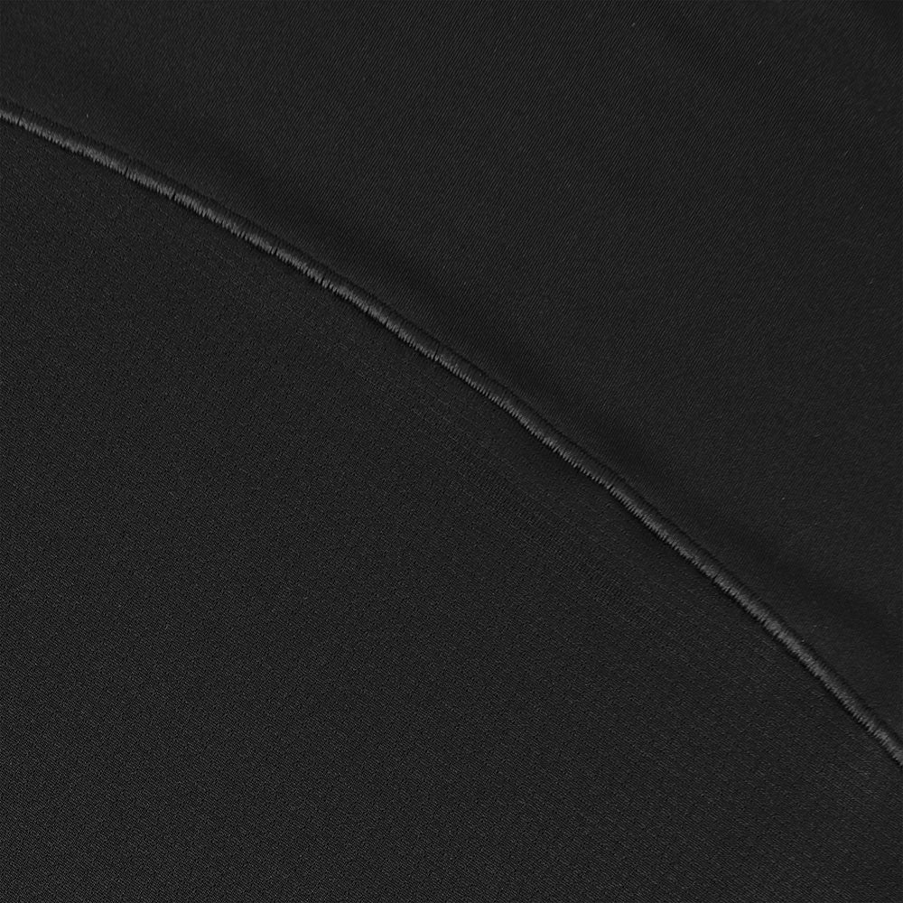 close view of the breathable fabrics on the ciele athletics DLYTShirt lightweight and performance driven singlet in shadowcast