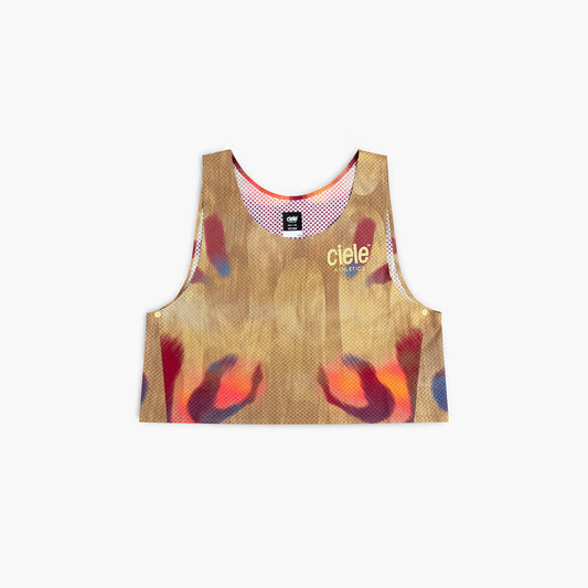 front view of the ciele athletics lightweight, race ready and performance driven Singlet for womens named RDCRPSinglet in sphinx color