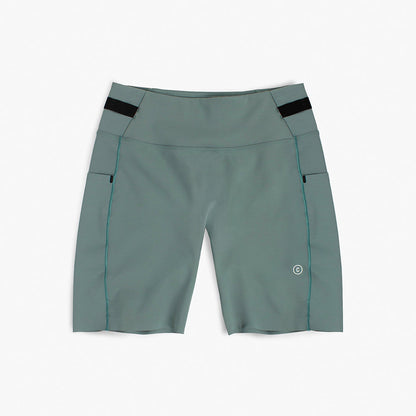 front view of ciele athletics FSTTight short running short in silver pine